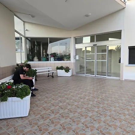 Coquet T 2 Apartment